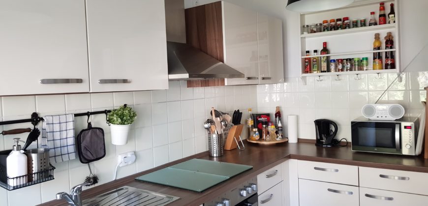 3,5-Zimmerwohnung in schöner Wohnlage von Singen-Nord zu verkaufen, mit Garage + Einbauküche!
