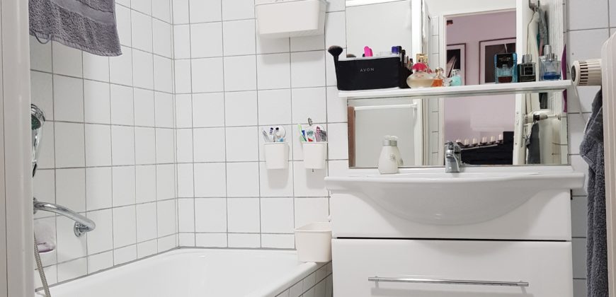 3,5-Zimmerwohnung in schöner Wohnlage von Singen-Nord zu verkaufen, mit Garage + Einbauküche!