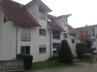 3-Zimmerwohnung mit sonnigem Balkon + Tiefgaragenstellplatz in ruhiger Lage von Rielasingen, FREI ab Februar 2019!!!