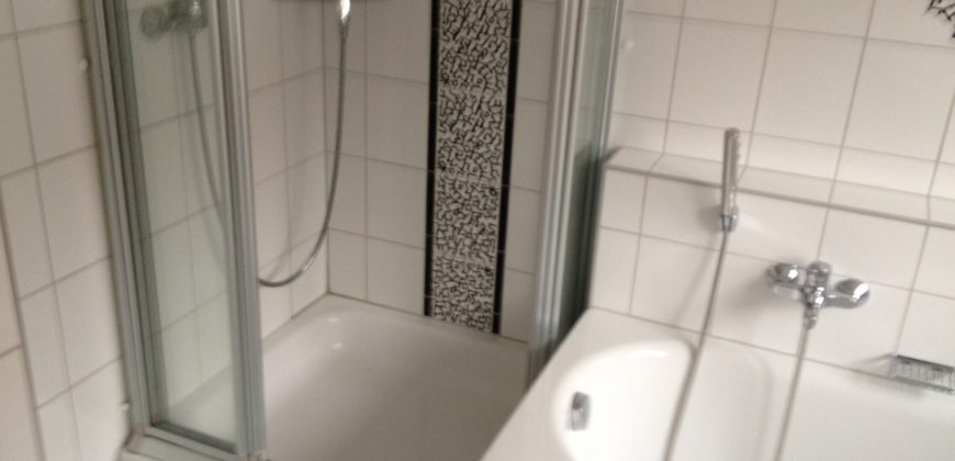 3-Zimmerwohnung mit sonnigem Balkon + Tiefgaragenstellplatz in ruhiger Lage von Rielasingen, FREI ab Februar 2019!!!