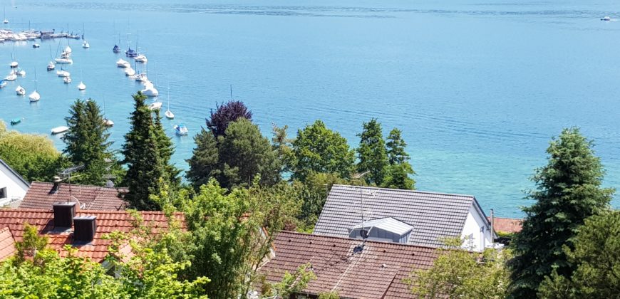 Wohnen – Leben – Geniessen, dort wo andere Urlaub machen! Traumhafte Doppelhaushälfte mit Seeblick auf der schönen Halbinsel Höri – frei ab 01.10.2020