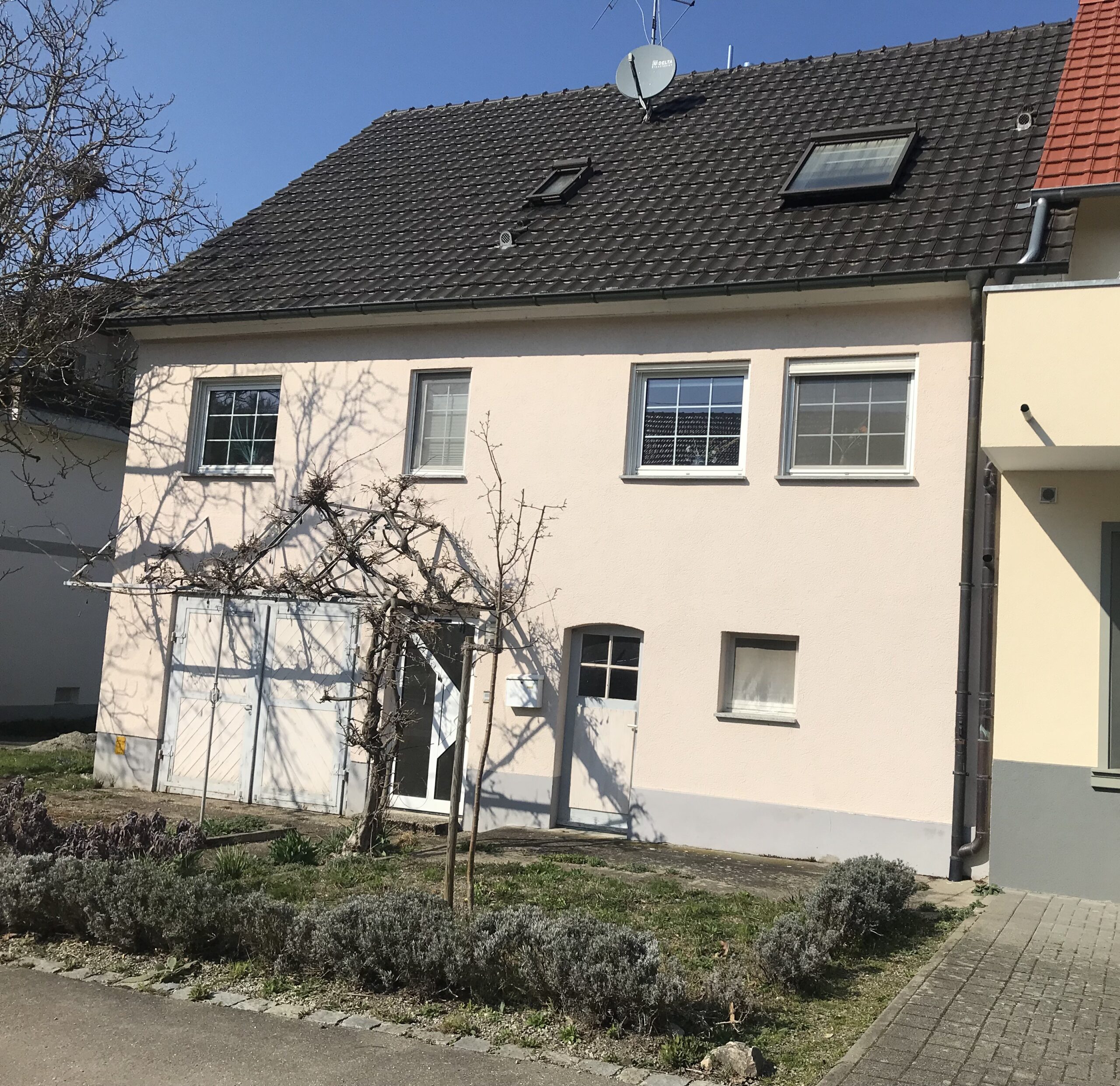 Doppelhaushälfte in Moos-Bankholzen